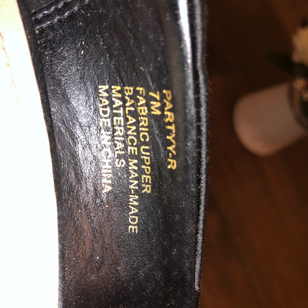 Pumps - Picture 3 of 3